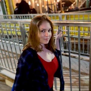 Meet your Posher, Alyssa